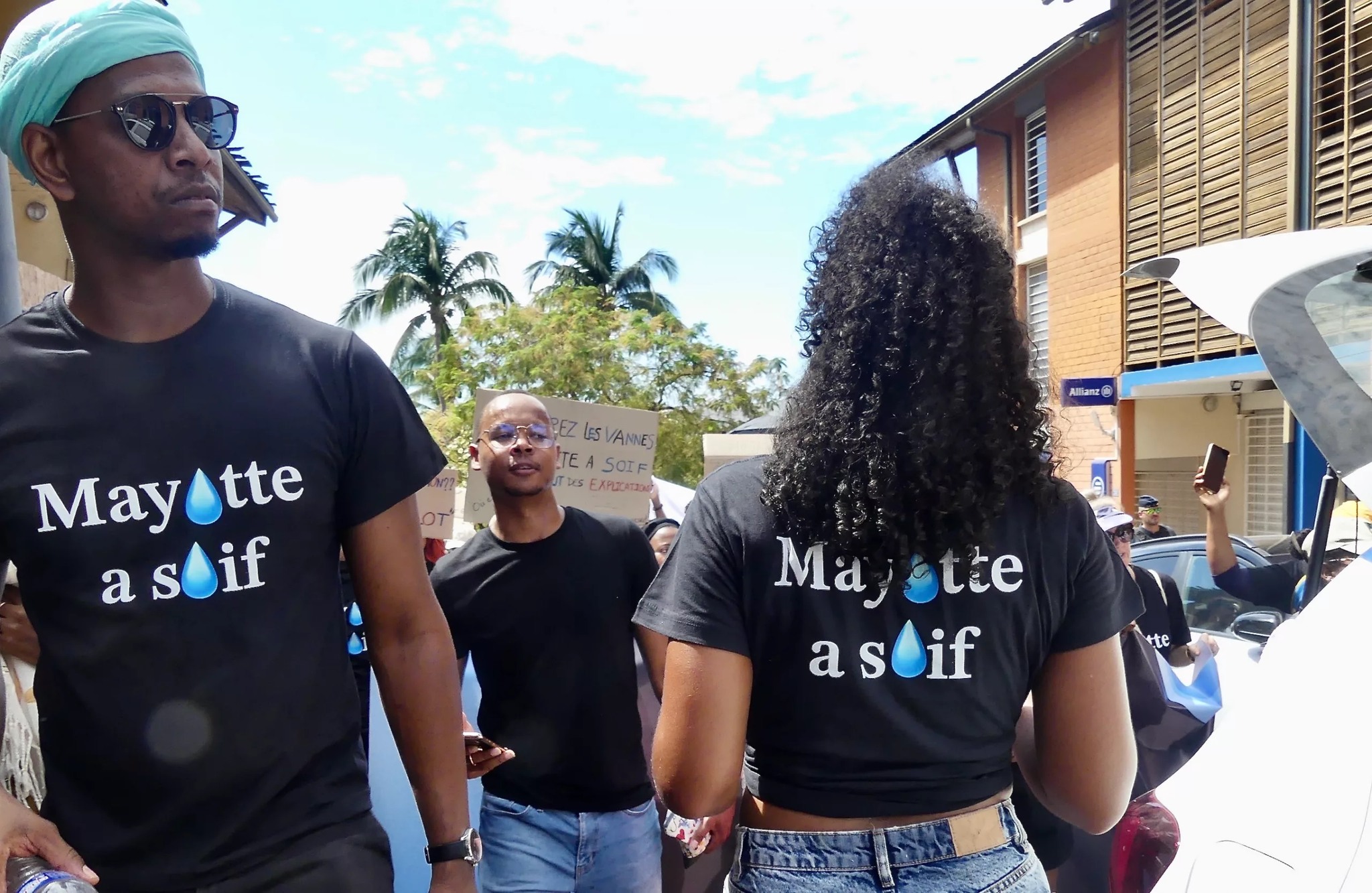 Les mahorais dans la rue pour s'indigner